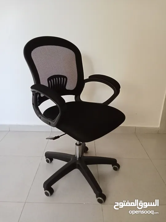 كرسي متعدد الاستخدام  دراسي أو مكتبي أو للعمل
