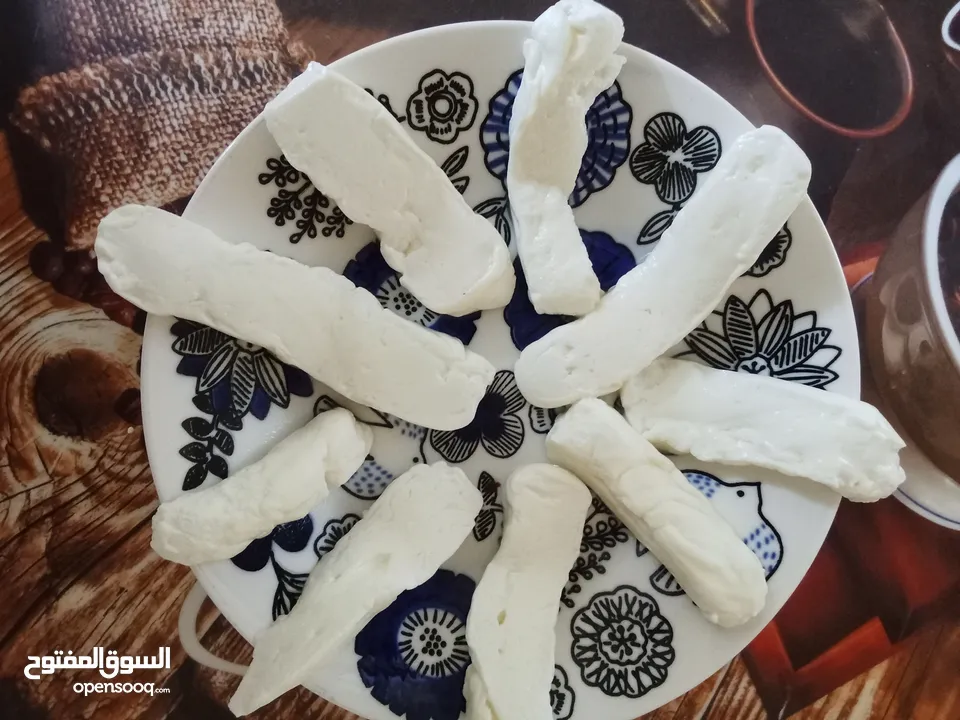 جبنه بلديه من عجلون شفا غور خير السنه شغل نضيف على ذوق لا تدفع قبل ما جرب وعلى الامنه جبنه نعاج