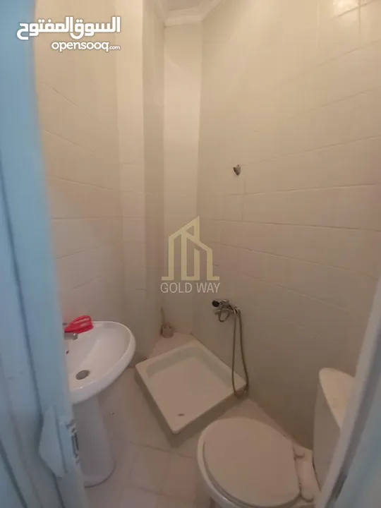 في أجمل مناطق دير غبار شقة 300م داخلي /350م خارجي بتشطيبات راقيه وسعر مميز / ref 9114