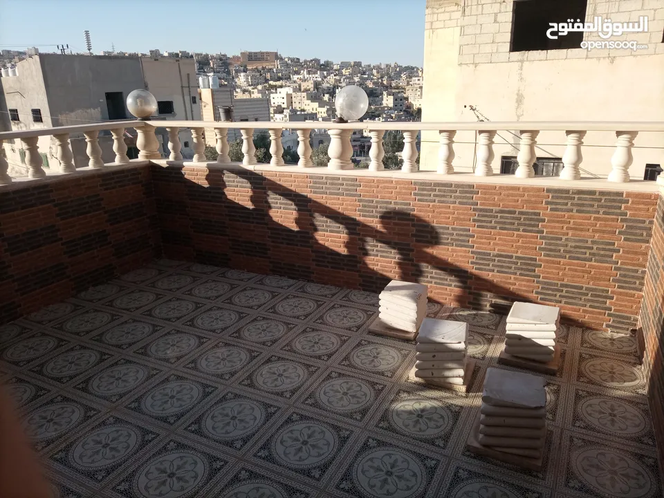 شقة طابقية