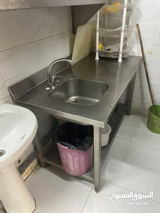 عدة مطعم معجنات