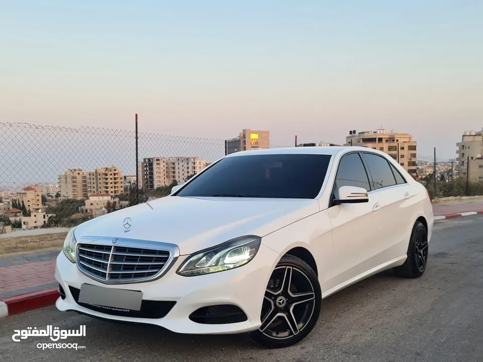 Mercedes E200 __2015