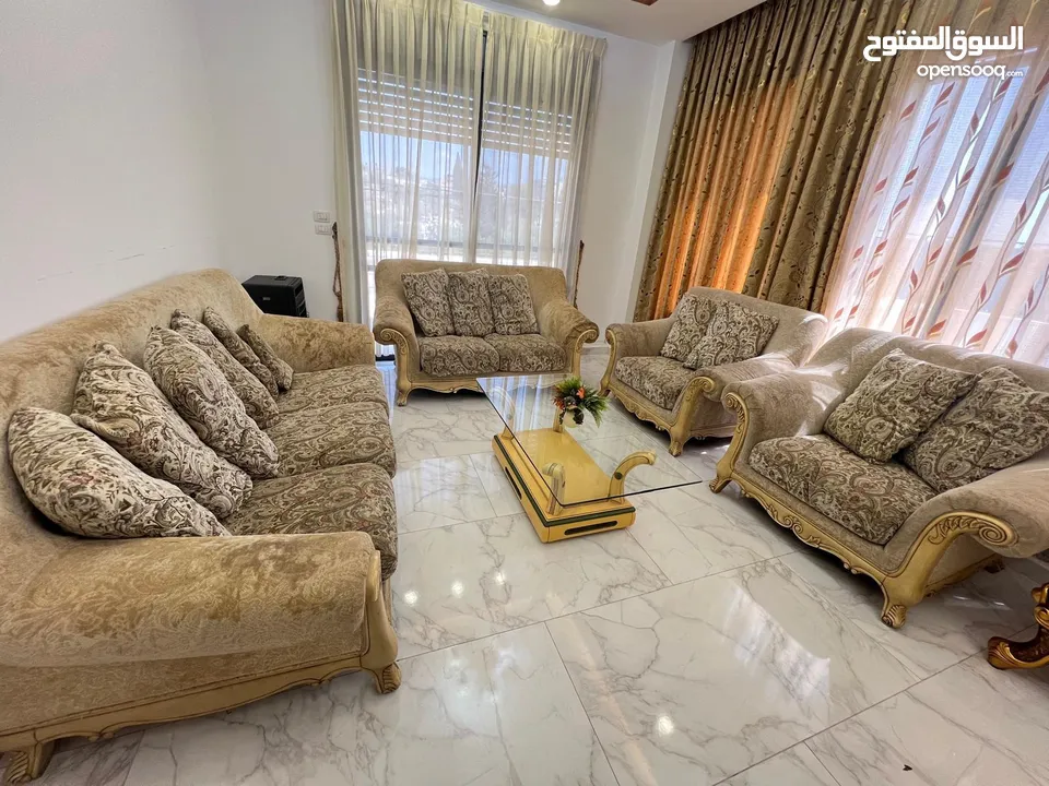 طقم كنب امريكي 7 مقاعد العنوان بيت سيرا