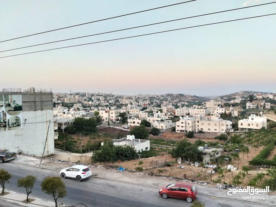 منزل للايجار حلحول الشارع الرئيسي