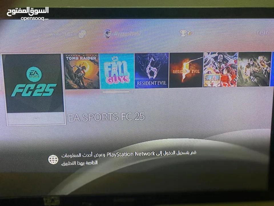 بلايستيشن سوني 4 شبه جديد مع فيفا 25 و10 ألعاب مختلفة