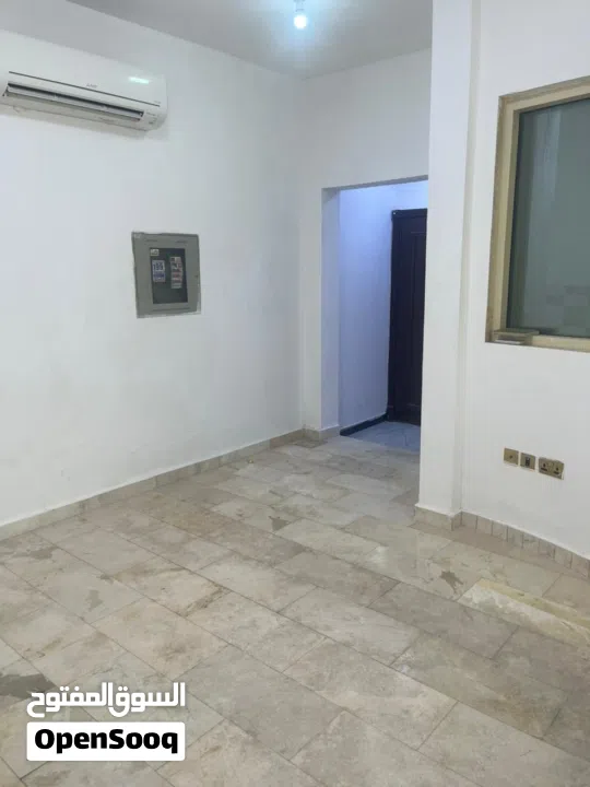 متوفر لدينا استديو فاخر للااجار