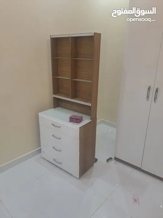 غرفه نوم كامله +طاوله تلفزيون من هوم سنتر استخدام 3شهور Complete bedroom + TV table from Home Centre