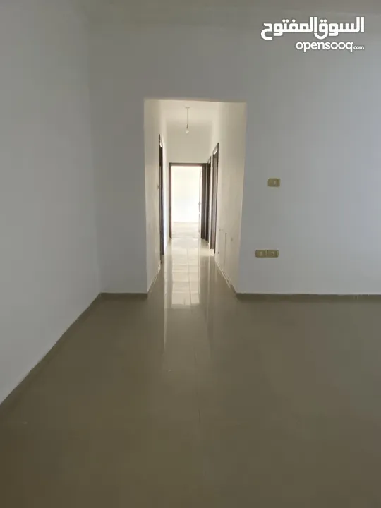 شقة مجددة في البيادر من المالك