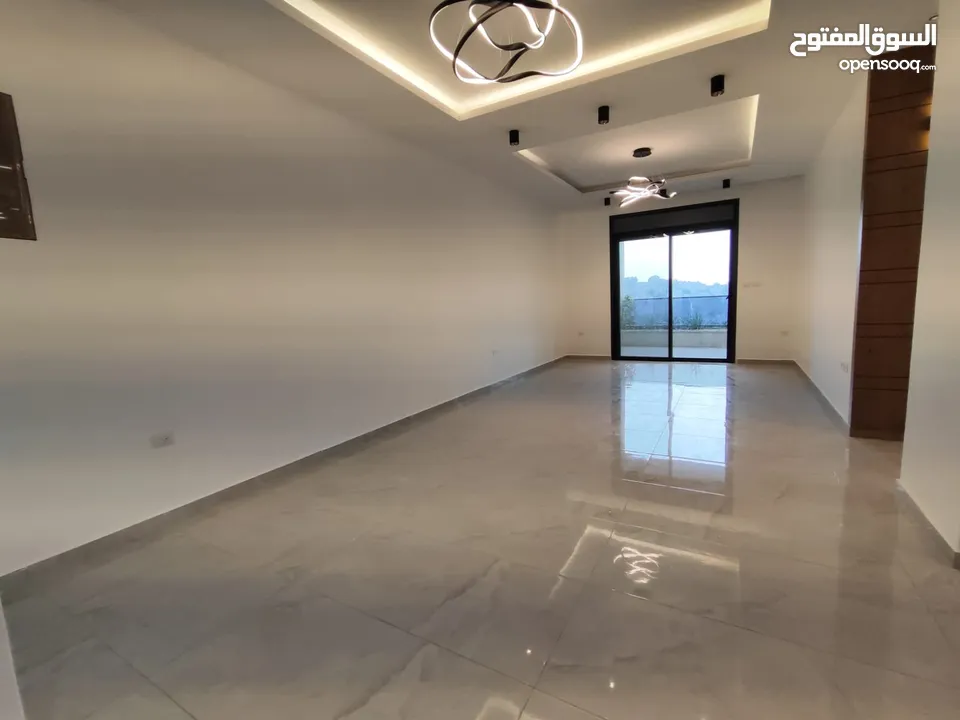 شقة فاخرة للبيع – الطيرة  امتداد شارع المطل