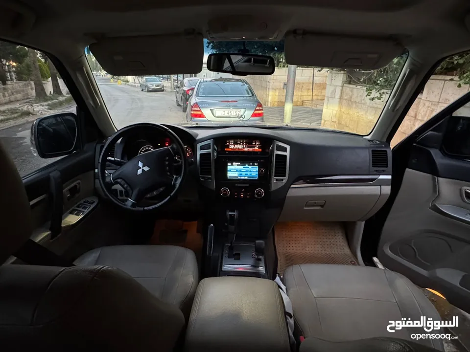 Pajero 3.8L fully loaded 2016