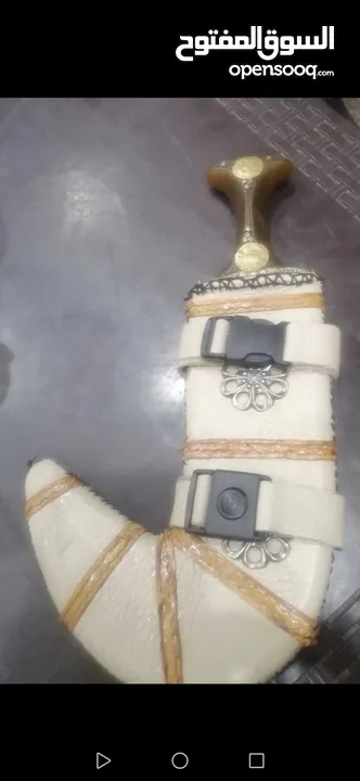 خنجر يمني ملبس جلد ومقبض عاج