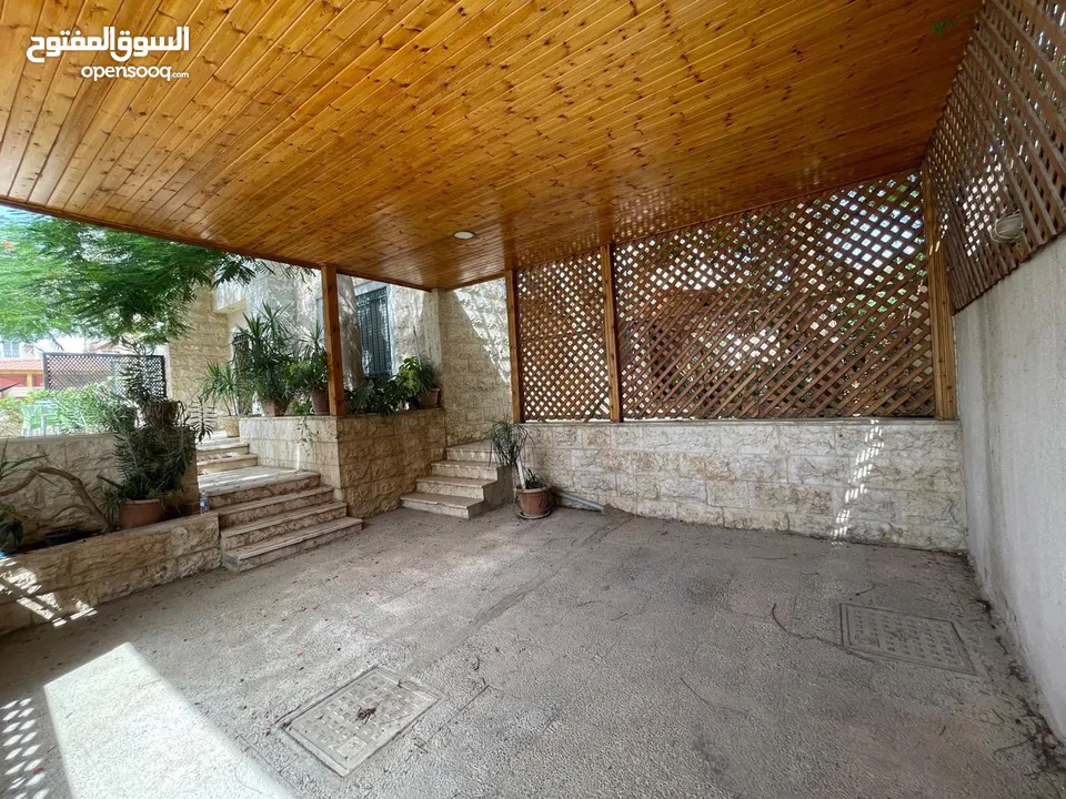 شقة طابق ارضي