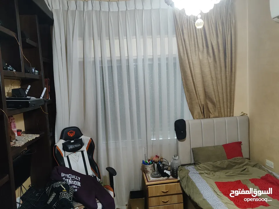 شقه بالجبيهه ثلاث غرف