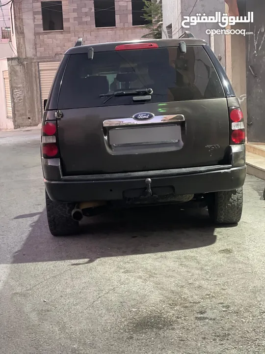 للبيع جيب فورد اكسبلور بحالة جيدة