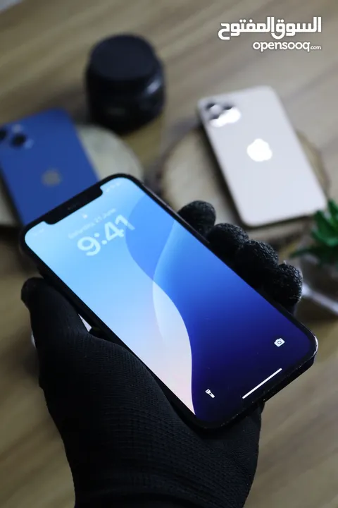 iPhone 11 Pro B:75% iPhone 12 B:92% iPhone 12 Pro B:77% iPhone 13 B:76%