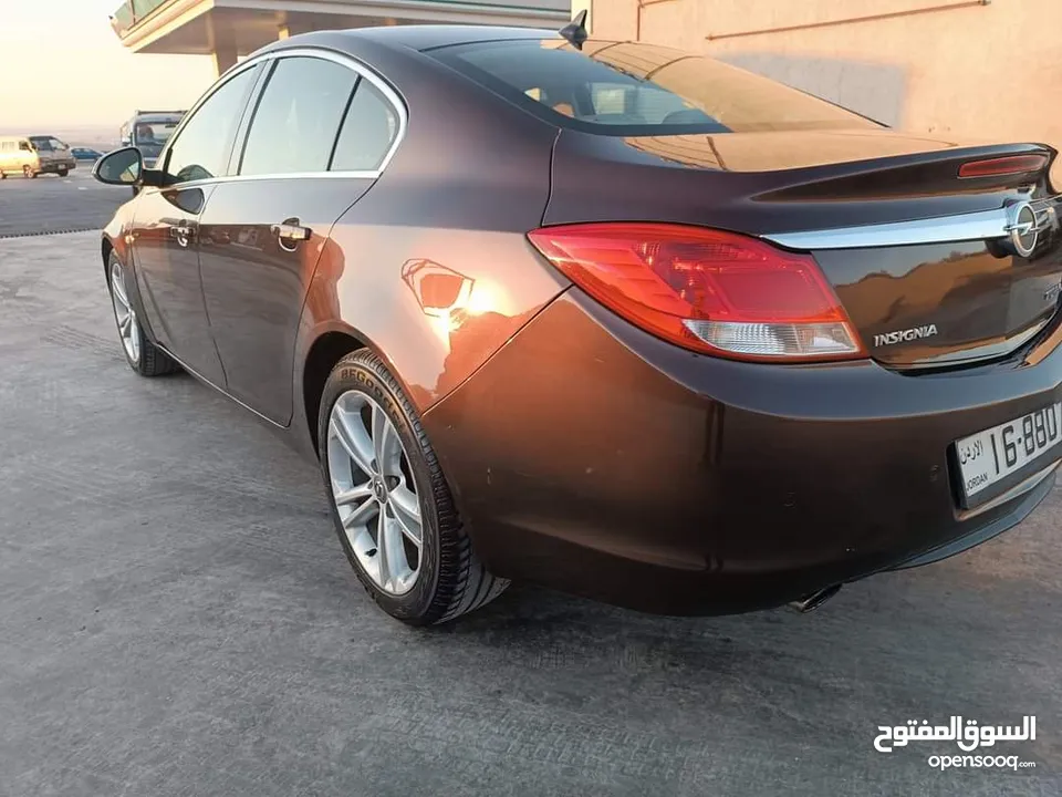 OPEL INSIGNIA بسعر مغري