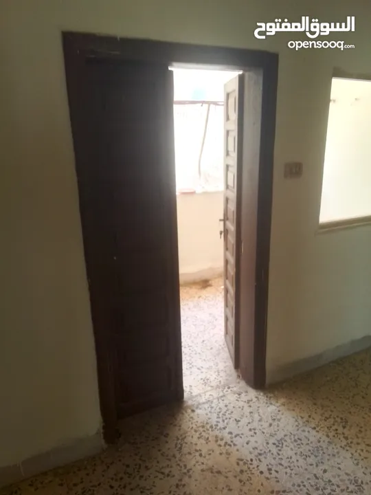 شقة طابق اول
