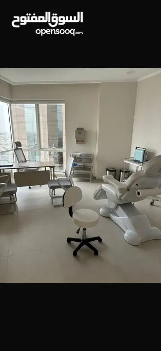 Dubai Luxury clinic for sale with full equipments in trade center 1