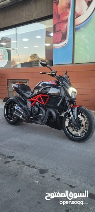 للبيع المستعجل ducati diavel carbon