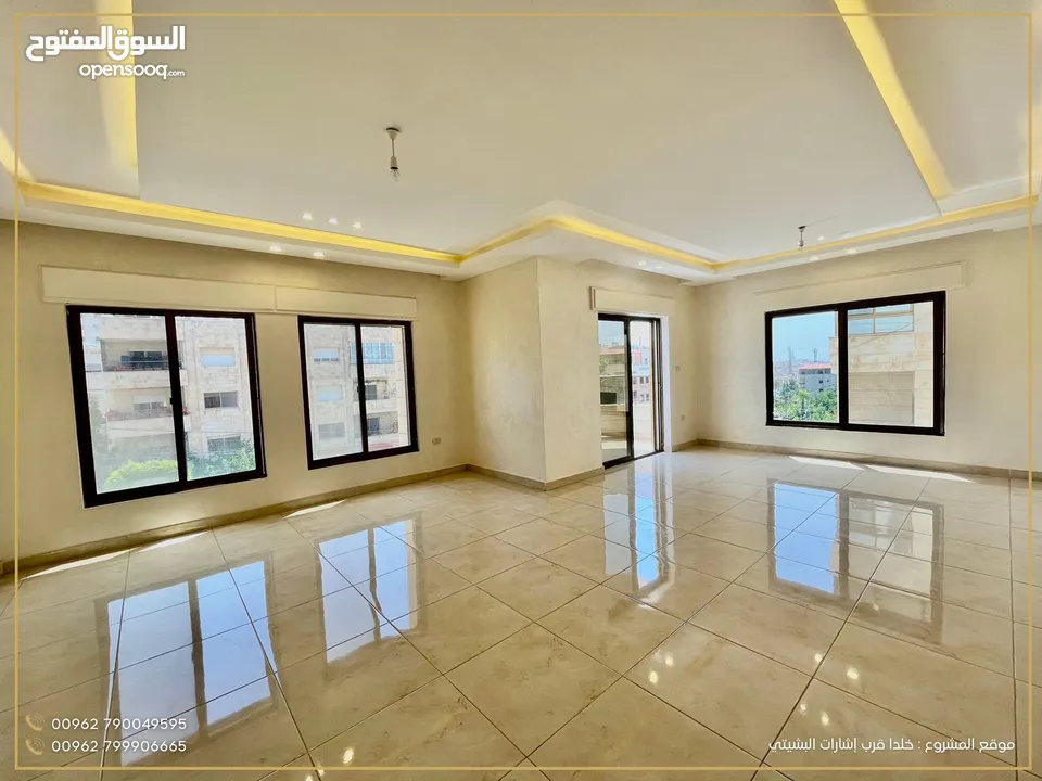 شقة طابق رابع مساحة 200م2 بتشطيبات سوبر ديلوكس بتلاع العلي - قرب اشارات البشيتي