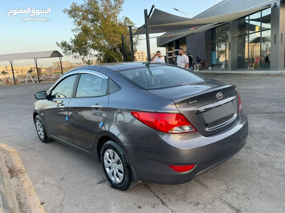 هونداي أكسنت موديل 2016 وارد كوري  محرك 1600cc فحص 3 جيد وراسية