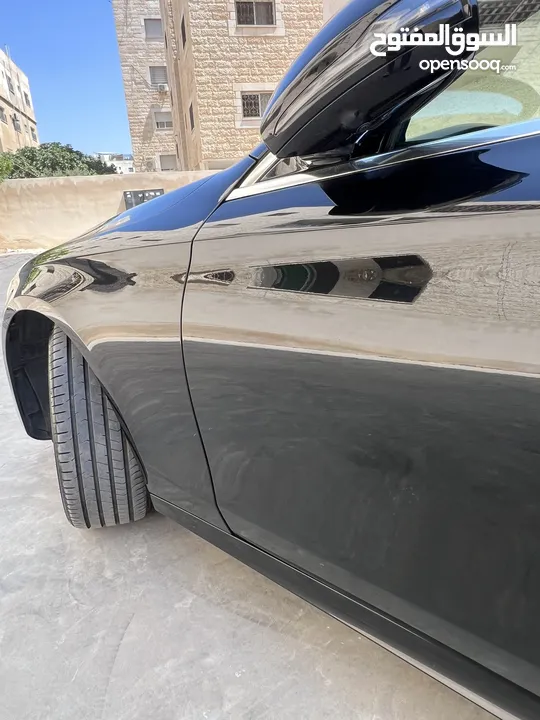 Mercedes-Benz E200(2017)