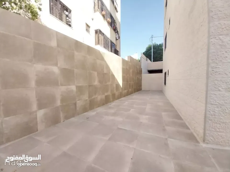 شقه للبيع في منطقه الجندويل ( Property ID : 35026 )