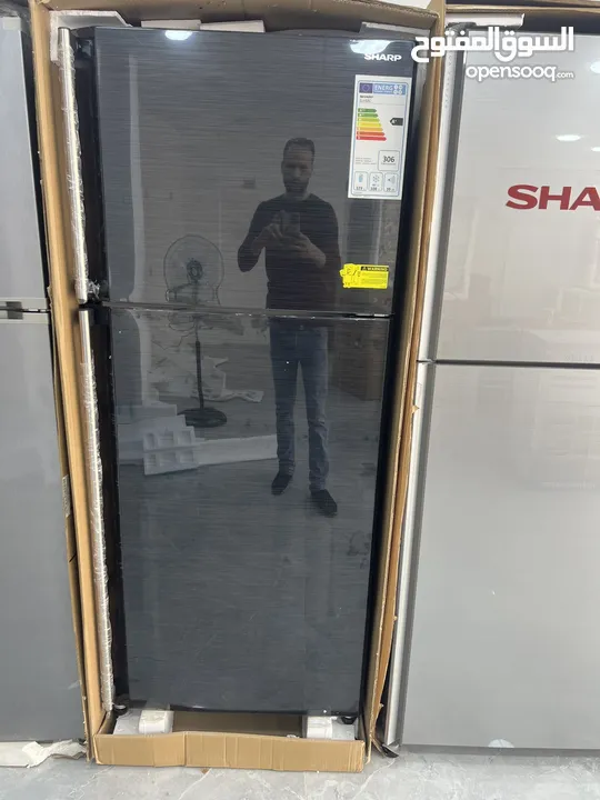ثلاجه شارب لون اسود مميز 450 ليتر بسعر حرق