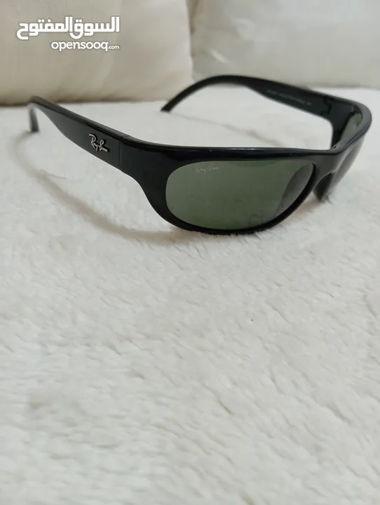 نظارة Ray Ban أصليه شبه الجديدة