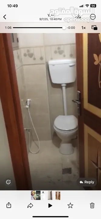 شقه في ام الشرايط طابق تاني بجانب دار الكرامه