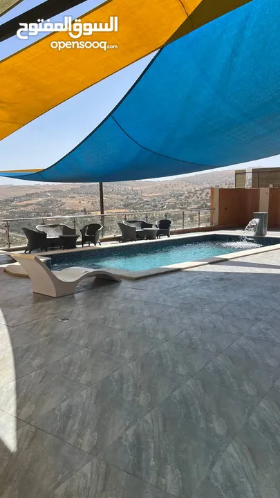 مزرعة وشاليه فيلا طلة الجبل في بيرين للايجار اليومي والاسبوعي والشهري اطلالة ولا بالخيال نتشرف فيكم
