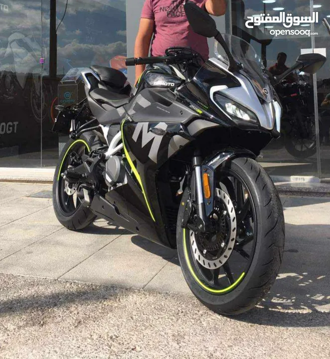 CFMOTO 250 sr بحالة الوكالة