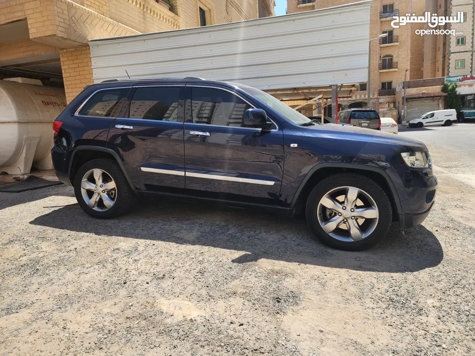 Grand Cherokee-2012-V6- full option