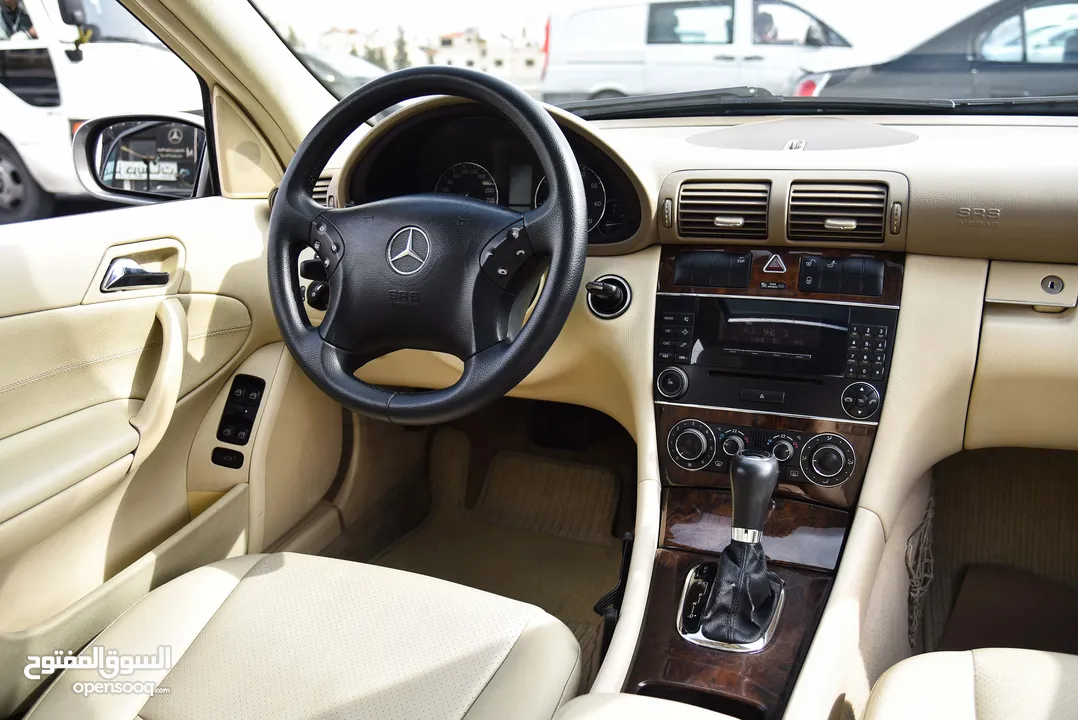 مرسيدس سي كلاس 200 بحالة الشركة Mercedes C200 Kompressor 2005