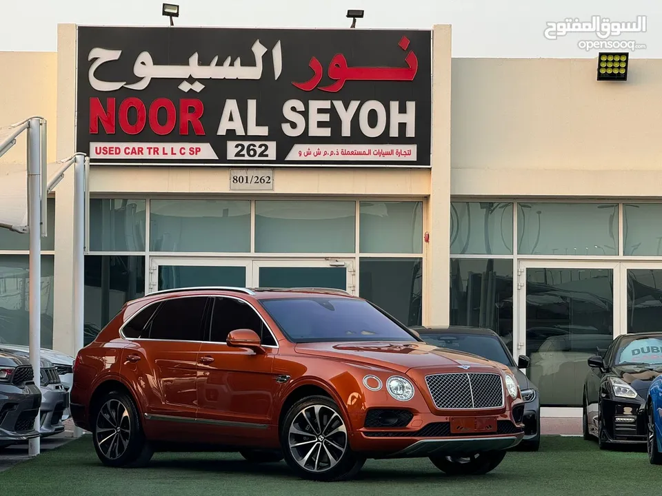 BENTLEY BENTAYGA SIGNATURE 2017 GCC FULL OPTION UNDER WARRANTY FULL SERVICE HISTORY