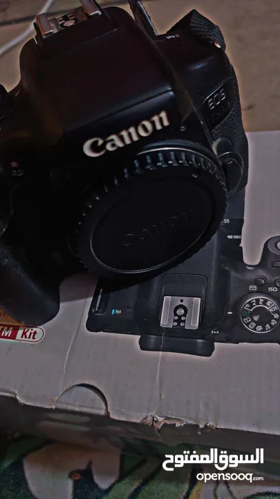 كاميرا كانون D750