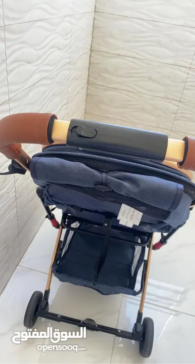 عربة ماركه أصلية ومريحة للطفل مع مظله شمسيه وحقيبة حمل