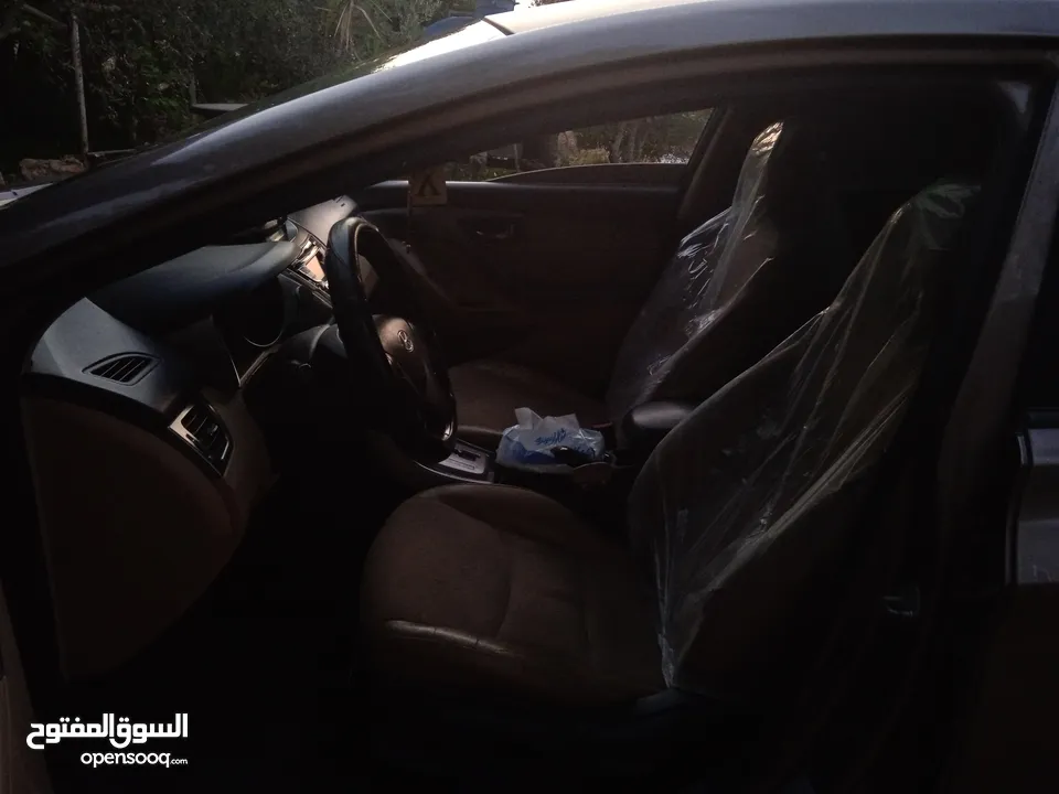 النترا i35