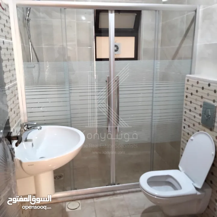 شقة فاخرة للبيع في دير غبار