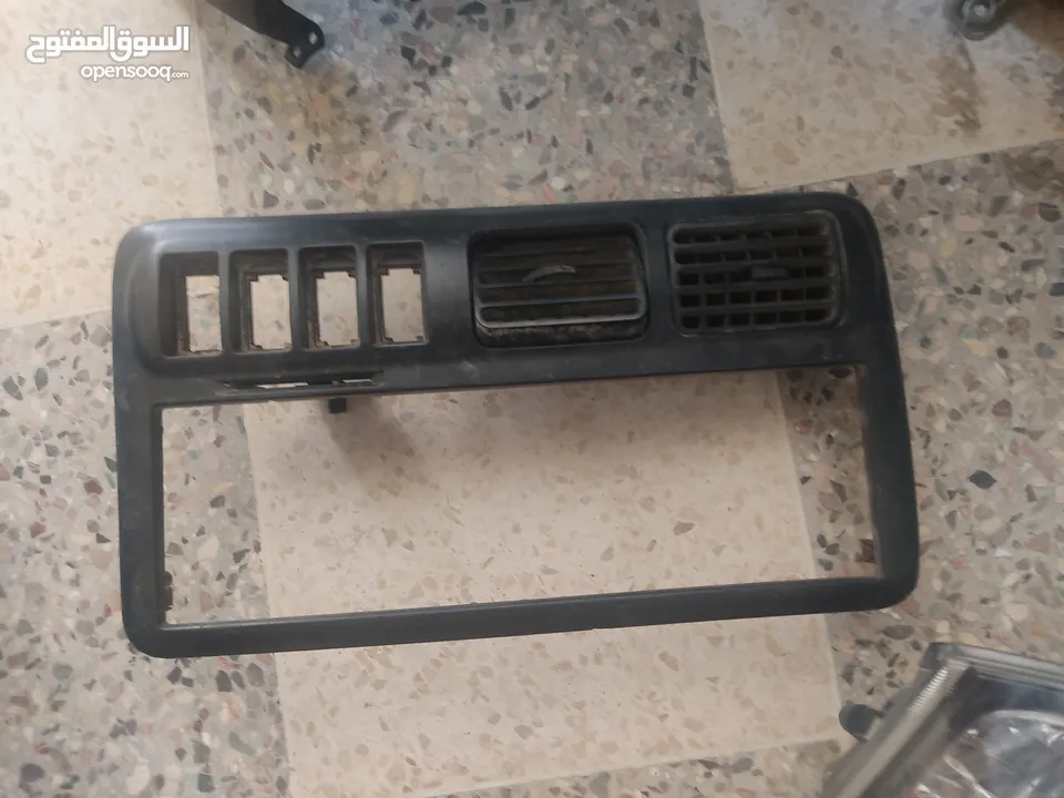 قطع مستعمله و اكسسوارات مختلفة للسيارات