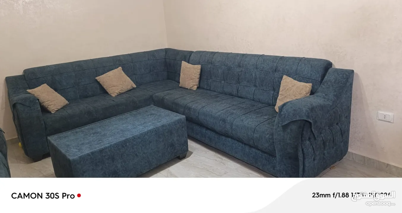 طقم كورنر 9مقاعد مستعمل مع طاوله وسط