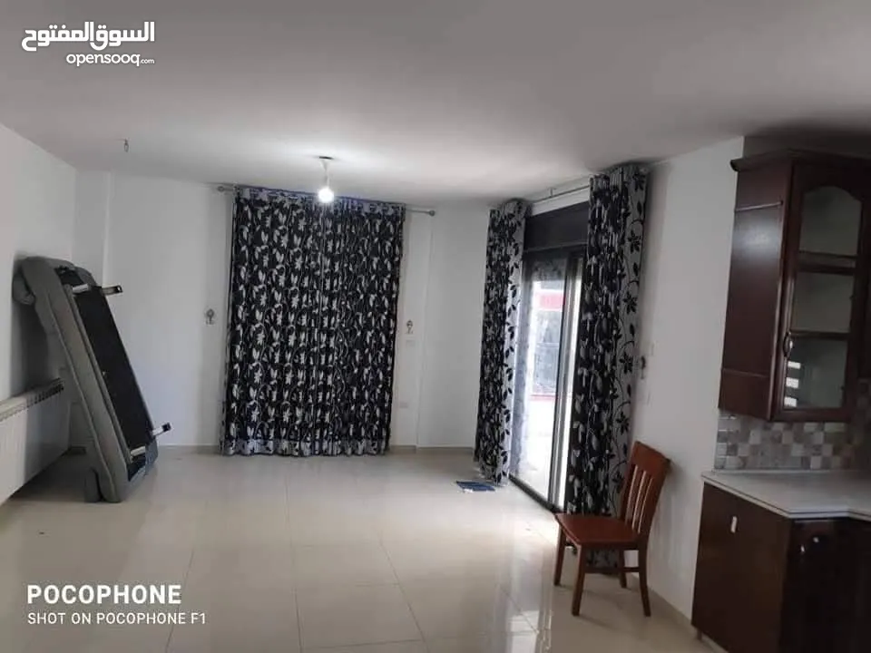 شقة للايجار اول الطيرة جنب السرية مباشرة