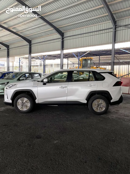TOYOTA RAV4 Hybrid 4*4 LE 2024-صنع ياباني