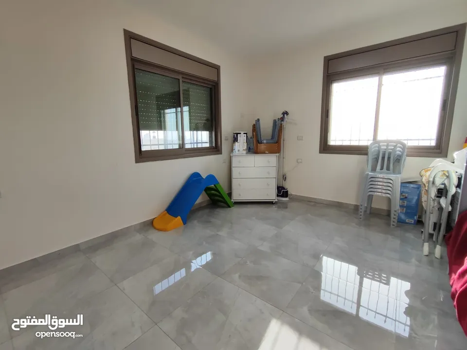 روف حصري فاخر للبيع – بيتونيا  إطلالة تحبس الأنفاس