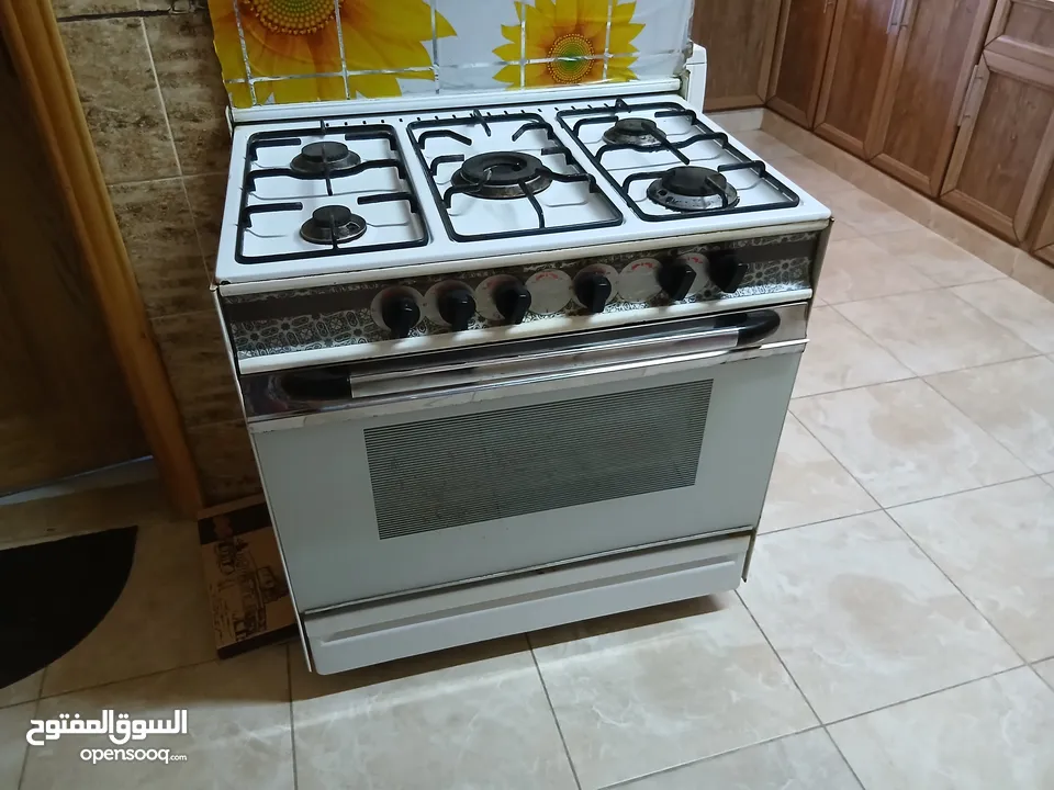 غاز للبيع بحالة الجديد استعمال 5شهور للبيع بسعر مغري