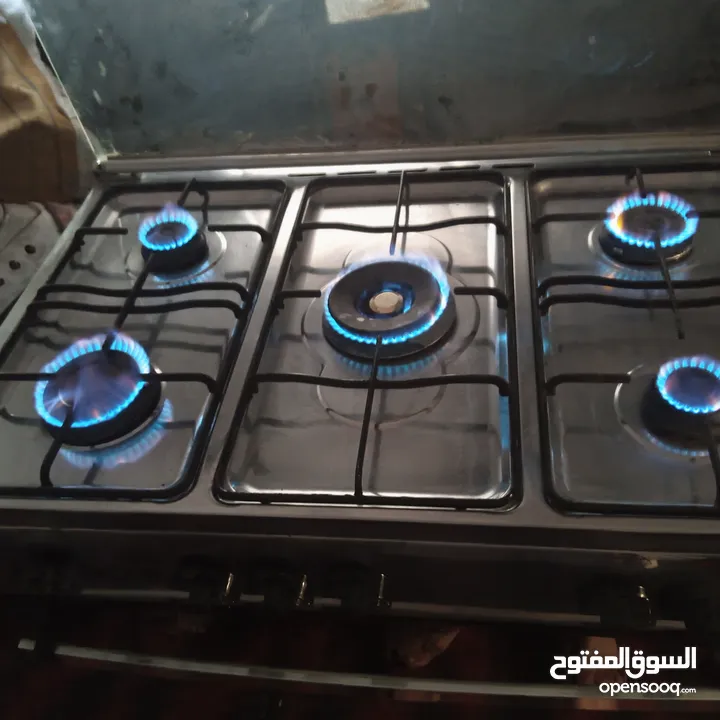 غاز 5 عيون ستاليس ستيل كامل نوع فريش 90 سم شغال ميه ميه للبيع