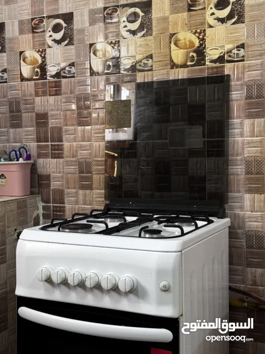 Cooking range 4 burner ikon in excellent condition (250813529