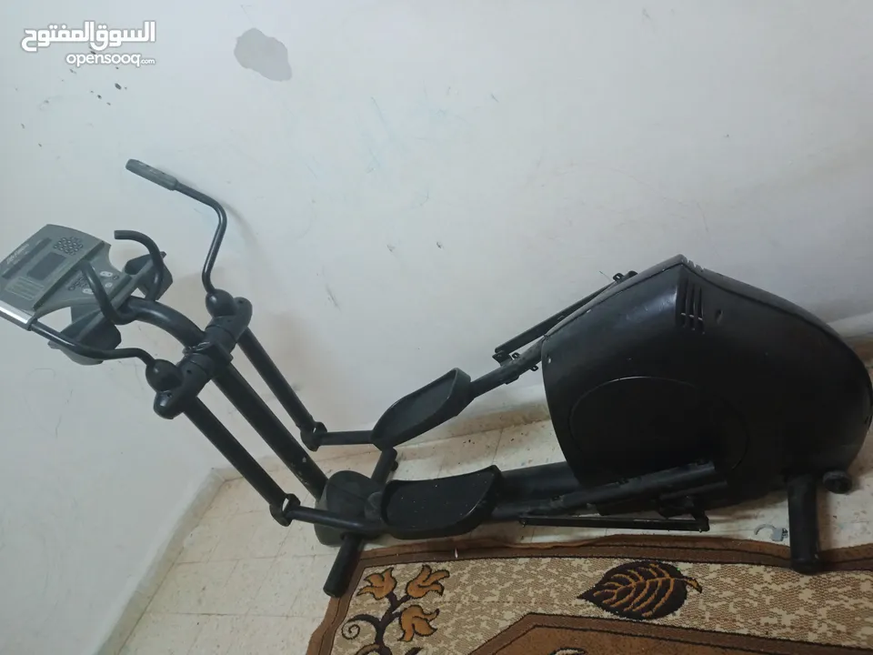 جهاز كروس الغزال لايف فتنس امريكي اصلي للبيع او للبدل مناسب لجميع الاعمار