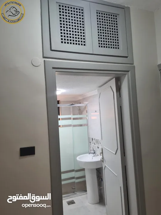 شقة مميزة للبيع في الصويفية - قرب زيت وزعتر طابق اول 150م تشطيب سوبر ديلوكس
