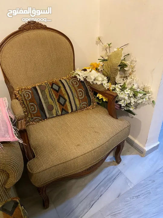 اثاث مستعمل